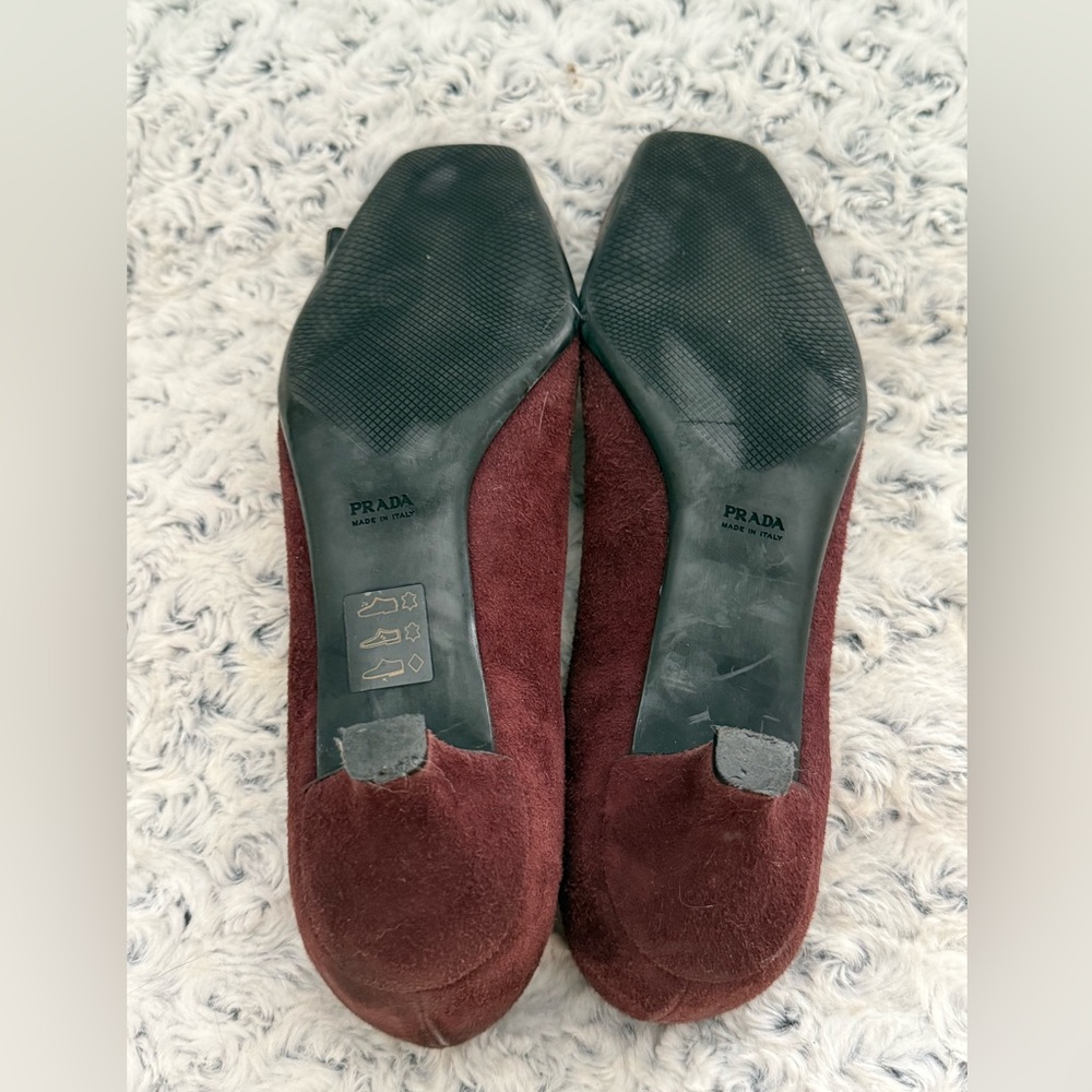 Prada Brown Leather Loafers Classic Flats - Picture 4 of 5
